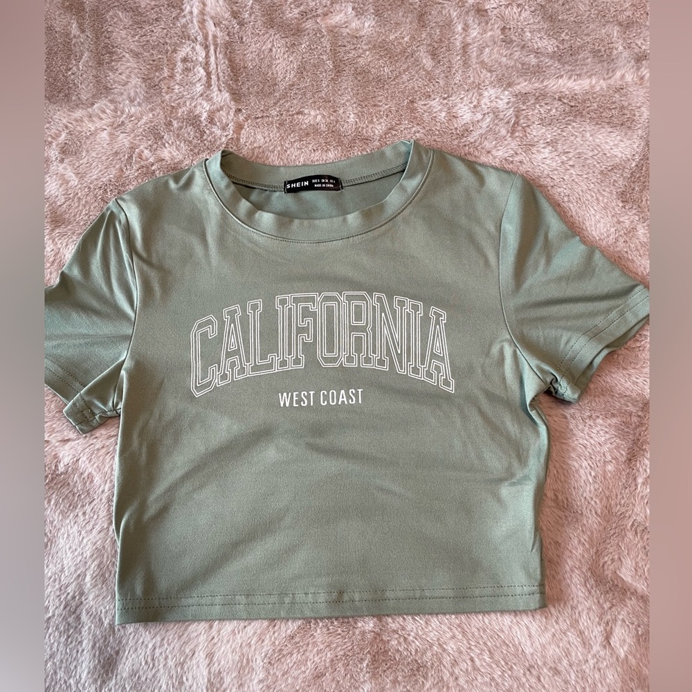 SHEIN CALIFORNIA CROP TOP